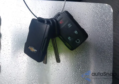 2017 Chevrolet Suburban Ls z USA, uszkodzony, nr VIN 1GNSCGKC4HR326186